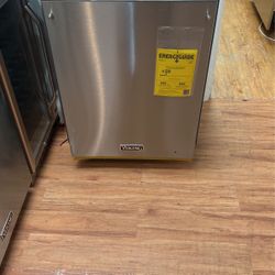 VIKING DISHWASHER 