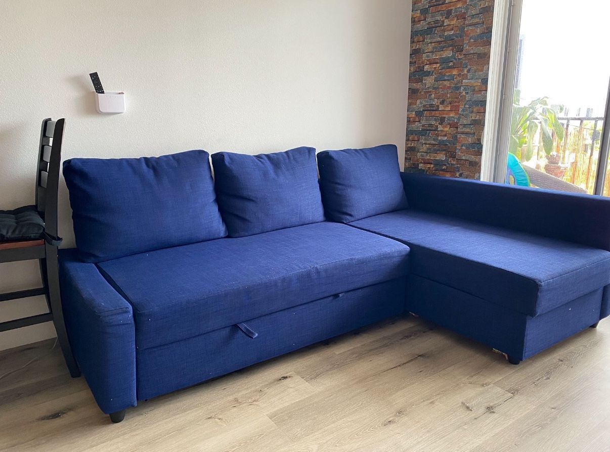 Cozy Reversable Blue Sleeper Sectional