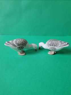 2 Vintage Bing & Grondahl Porcelain Goose Figurine #1902 - Niels Nielsen Denmark.