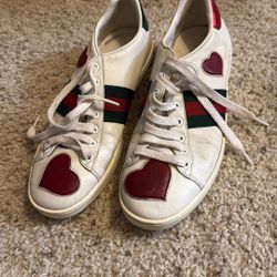 shoes Gucci