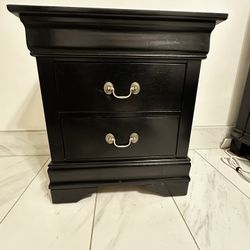 Beautiful Black Nightstand- PICK UP ONLY 