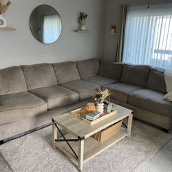 Sectional Couch 