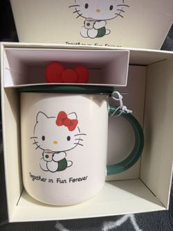 Starbucks Hello Kitty Mug