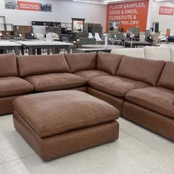 Emilia Caramel Leather 5-piece Leather 5-piece Modular Sectional, Seccional, Couch// Delivery Available 