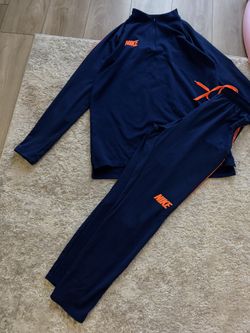 Set Men’s Nike Size Medium 