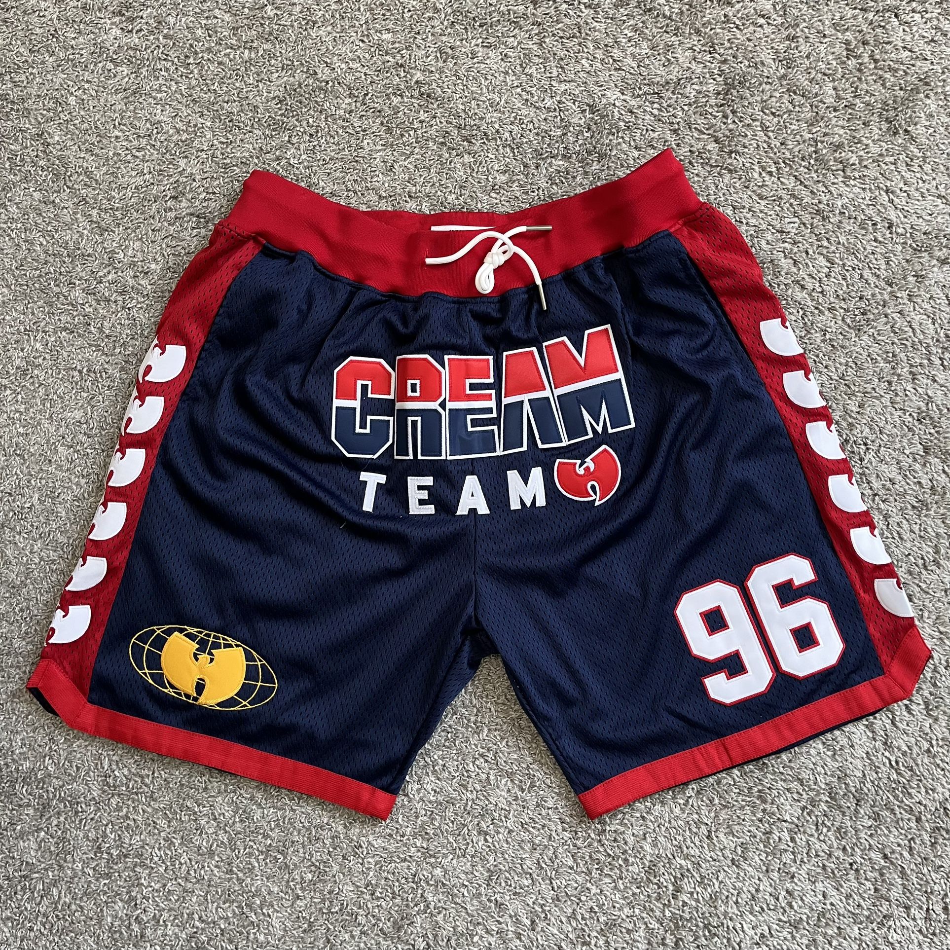 Wu-Tang Shorts Size 2XL CREAM TEAM multiple Logos Brand New 