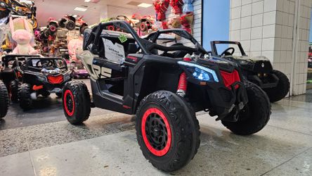Canam Maverick X3 RS, ride-on, 4x4, leather seats, Bluetooth, mp4, screen for videos, remote Control, double 24v battery, EVA tires similar to rubber,