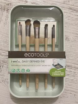 Make up brush’s new $6 pick up at timber dr Garner