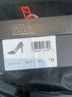 Brand New leather Pumps