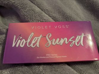 Violet Boss Eyeshadow Palette
