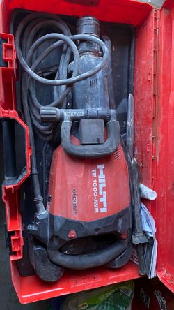 Hilti 120v polygon breaker TE 1000-AVR demolition hammer w/2chisels & case