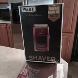 Electric, Rechargeable Razor