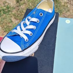 Blue Converse Youth 