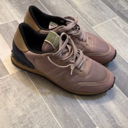 Valentino 42/9.5