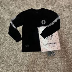 Black Chrome Heart Sleeve 