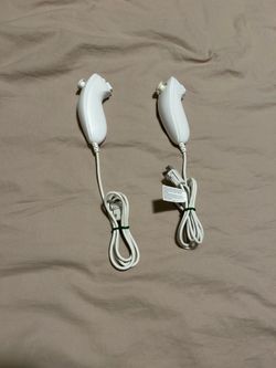 Nintendo Wii nunchucks