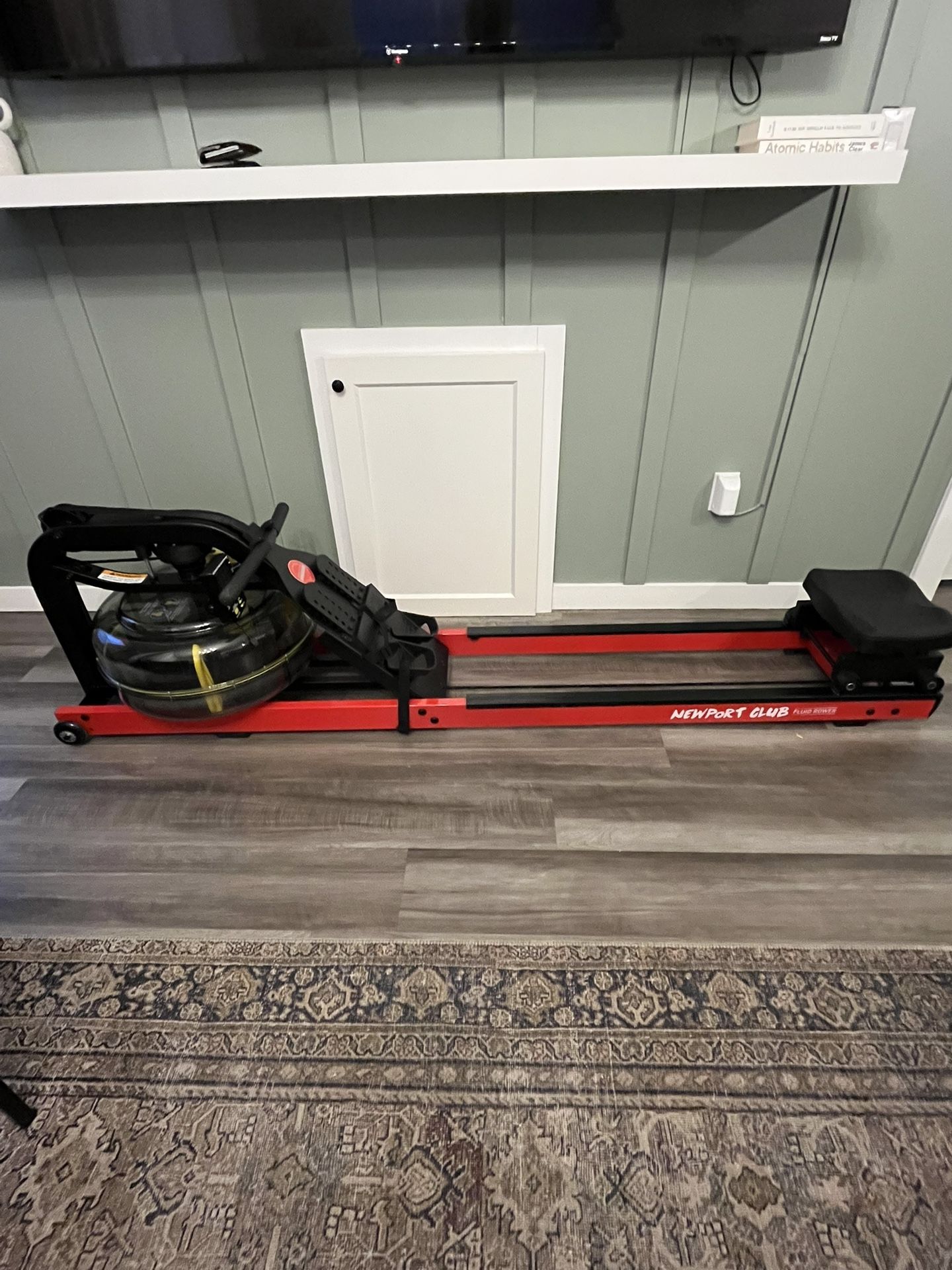 πͺ Newport Club Fluid Rower β Like New! Barely Used πͺ