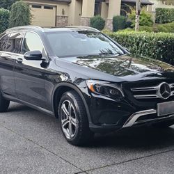 2017 Mercedes-Benz GLC 300