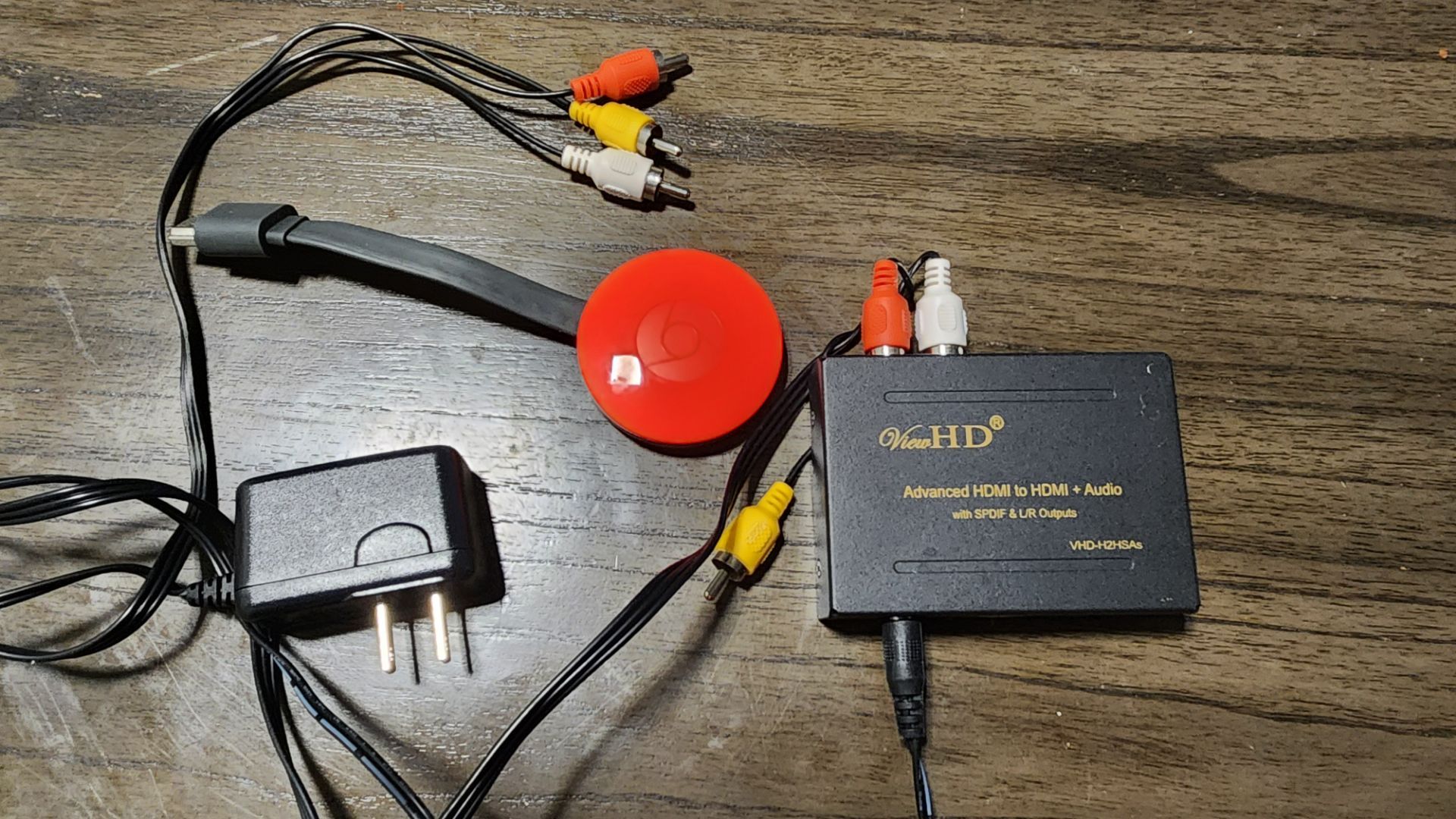 Google Chromecast 2nd Gen + ViewHD HDMI Audio Extractor โ Like New | Bundle