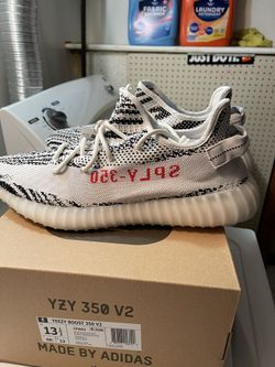 Yeezy Boost 350 V2