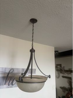Round dining lamp