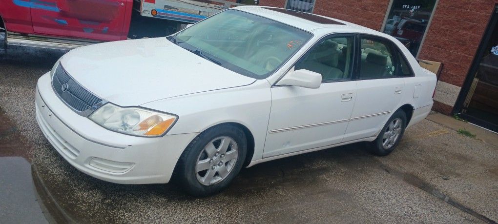 2004 Toyota Avalon