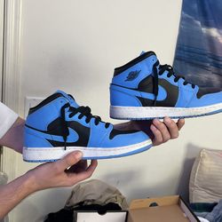 Jordan 1 Mid University Blue Gs Size 7