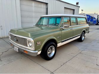 1972 Chevy Suburban