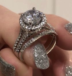 New 18 k white gold wedding ring set engagement ring