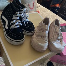 2 Pairs Of Toddler Vans