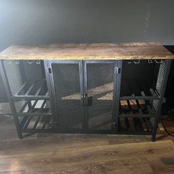 Bar Table/cabinet 