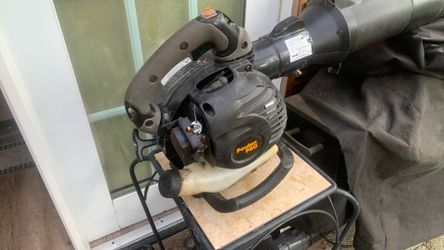 Poulan blower