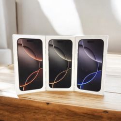 A3083 Pro Max Apple IPhone 16 pro Max 256gb new sealed Unlocked 1yr warranty floor model 