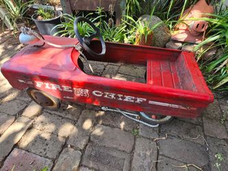 Fire Chief 503 Pedal Car with bell 1960's