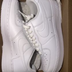 Air Force 1’s Men Size 8