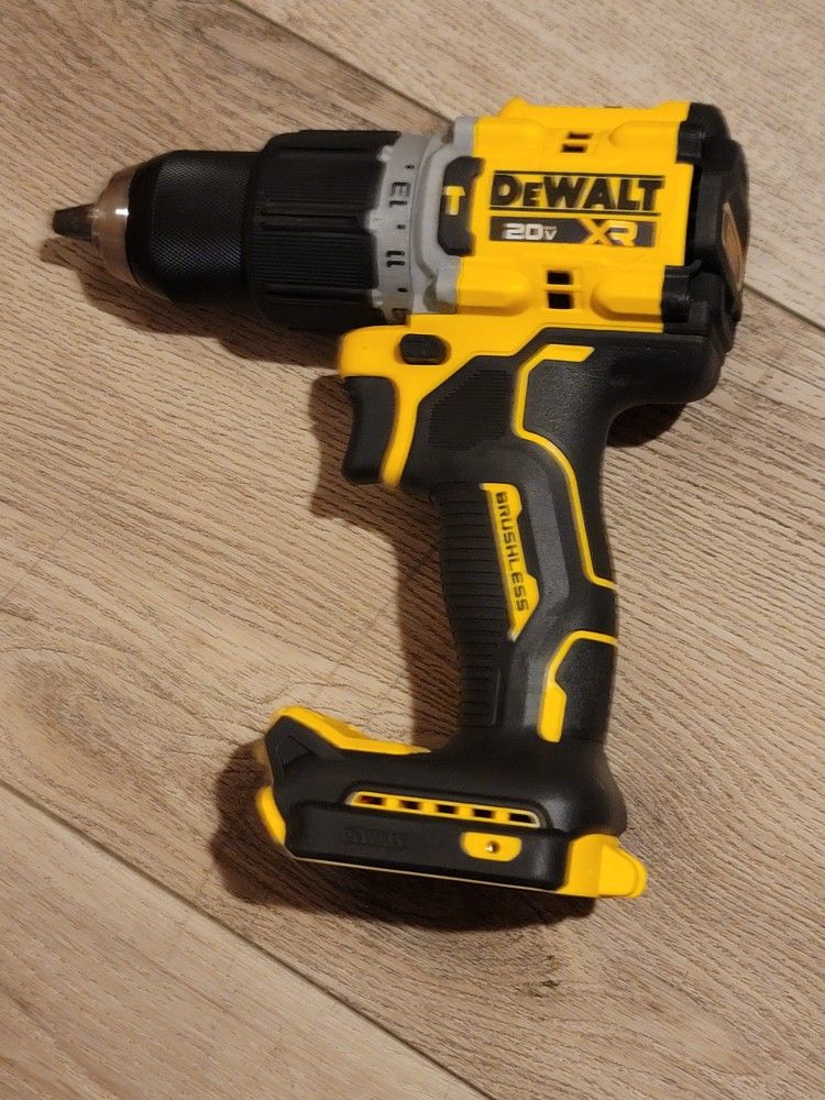 Dewalt 20V XR Cordless 1/2 in. Hammer Drill (Tool-Only)New