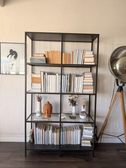 Modern Book Shelf 