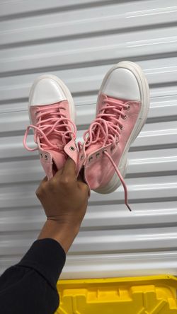 Brand New Pink!! 9 Women’s