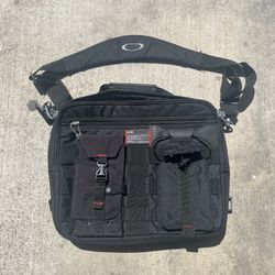 Vintage Oakley Tactical Laptop Bag