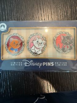 Tails of Friendship Disney LE pins