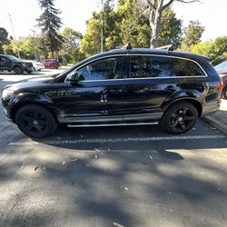 Clean Title!3 Row Audi Quattro Ready To Go!2010!