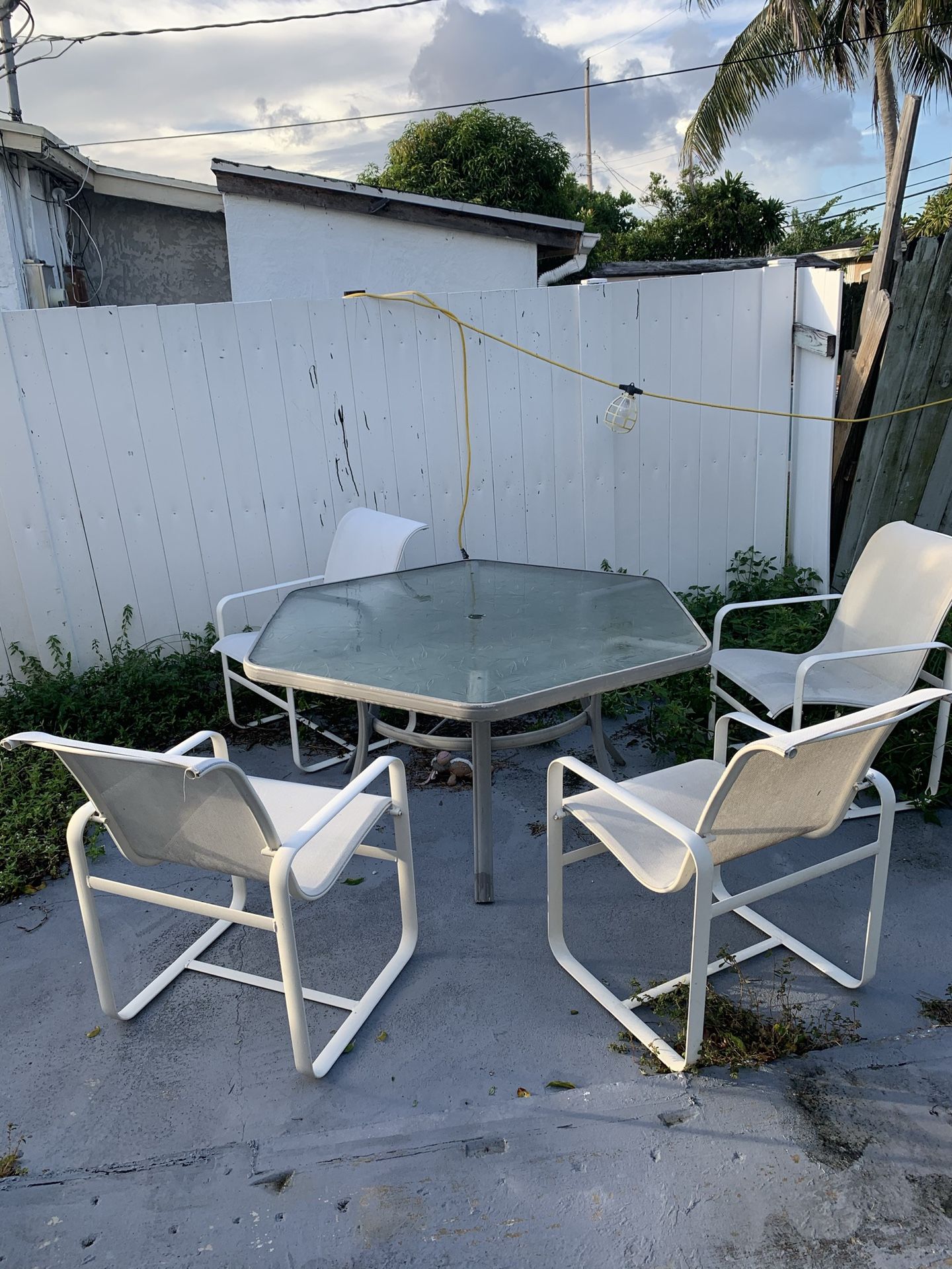 Outdoor patio furniture for sale
