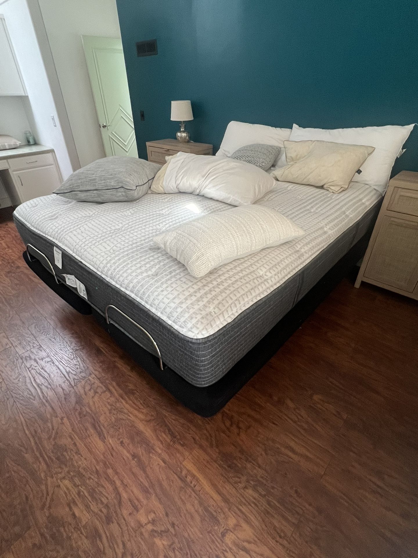 King Brand New Mattress 