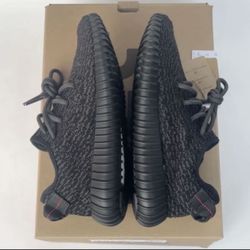DS Adidas Yeezy Boost 350 Pirate Black Size 6.5