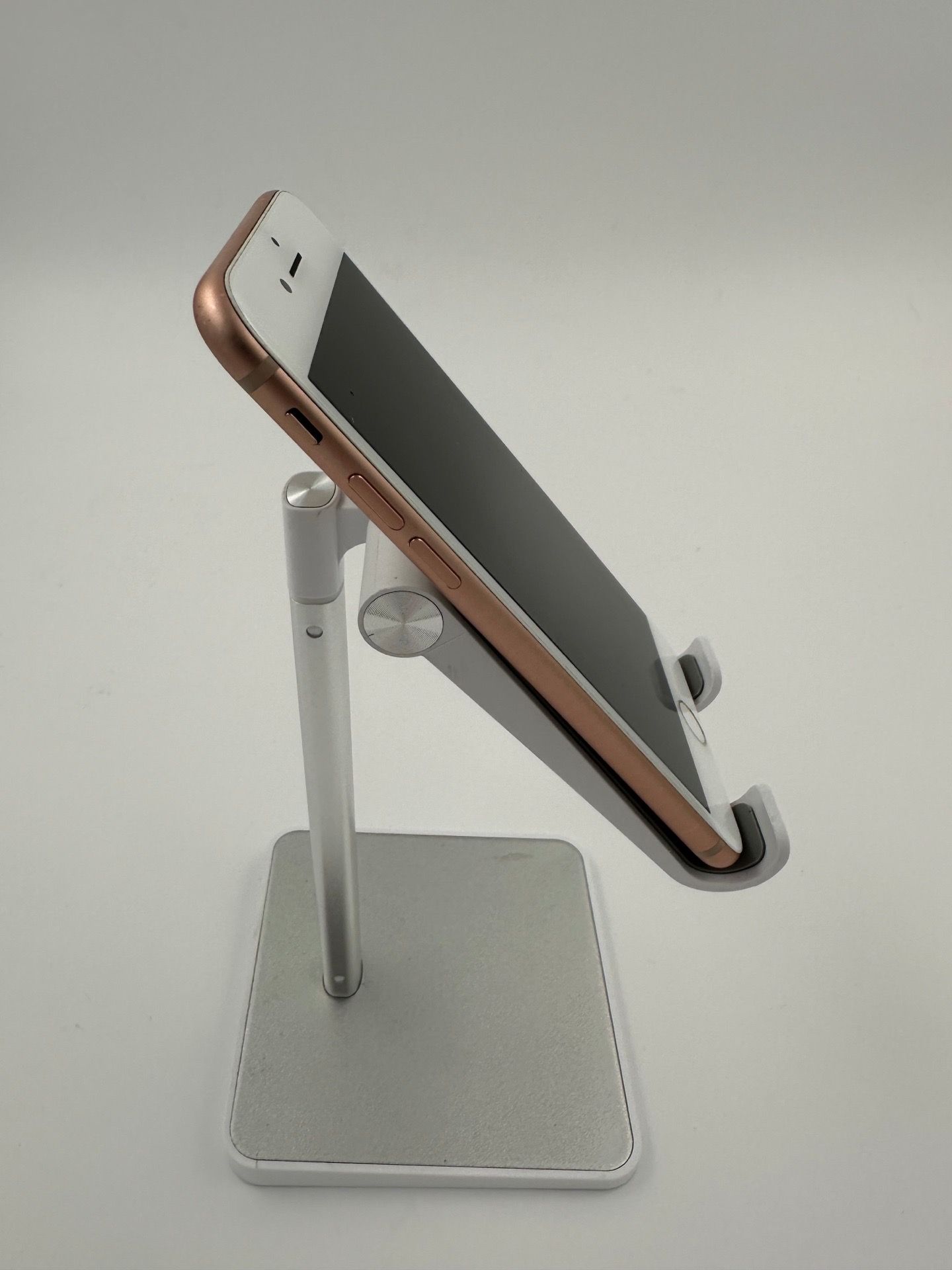 Preowned iPhone 8