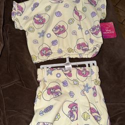 Girls Disney Princess two piece set 2t NWT