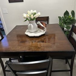 Dining Table  4 Chairs 