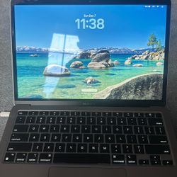 MacBook Air M1 (2020) – Silver – 256GB – Great Condition