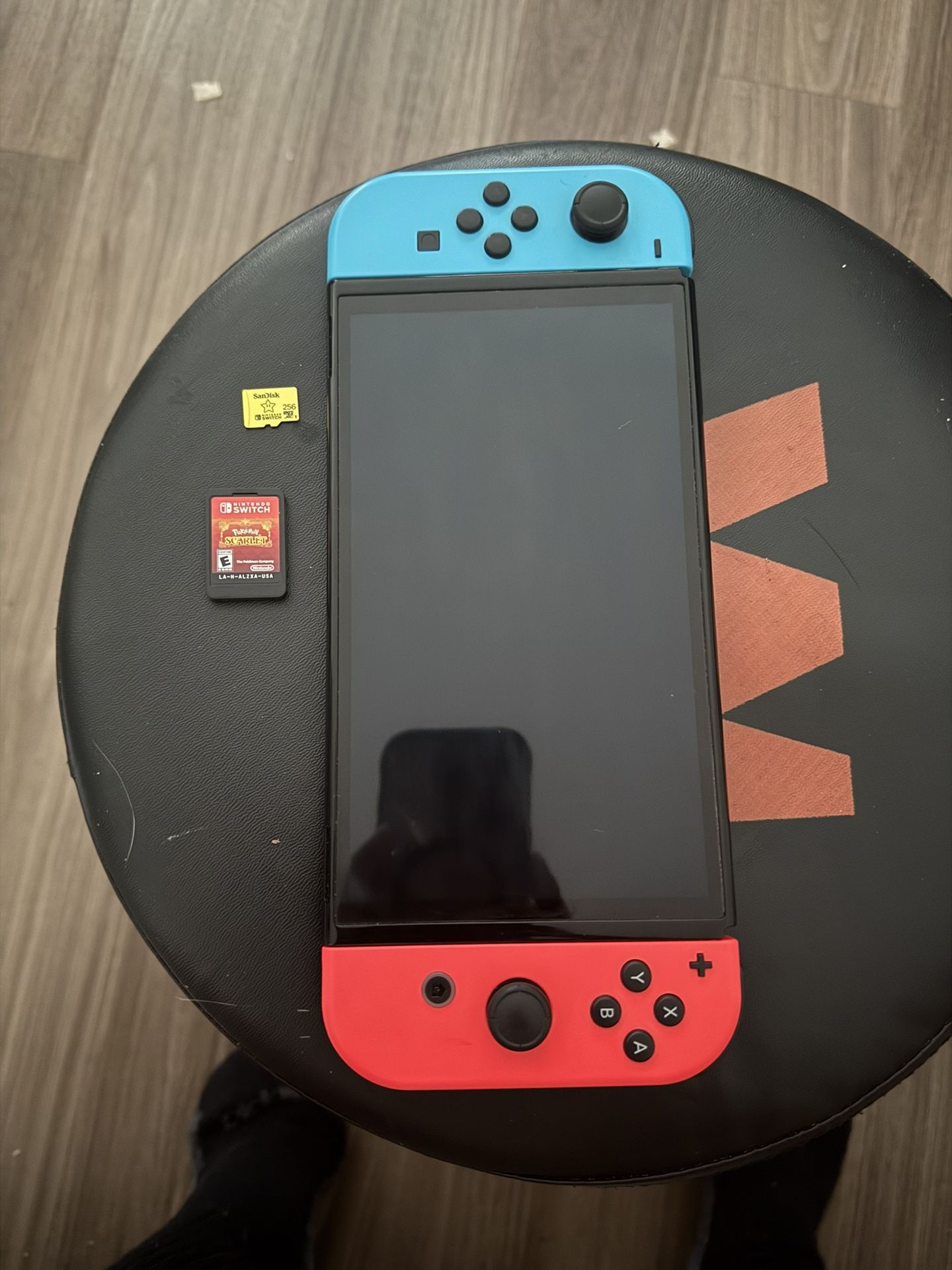 Nintendo Switch OLED (5 Games) 256gb SD card