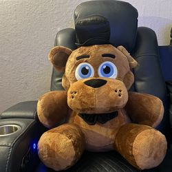 Brand New Sold Out Hard To Find 24” FNAF Freddy Fazbear Plush With Glow In The Dark Eyes 